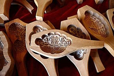 Switch《塞尔达传说：王国之泪》收藏版画集偷跑